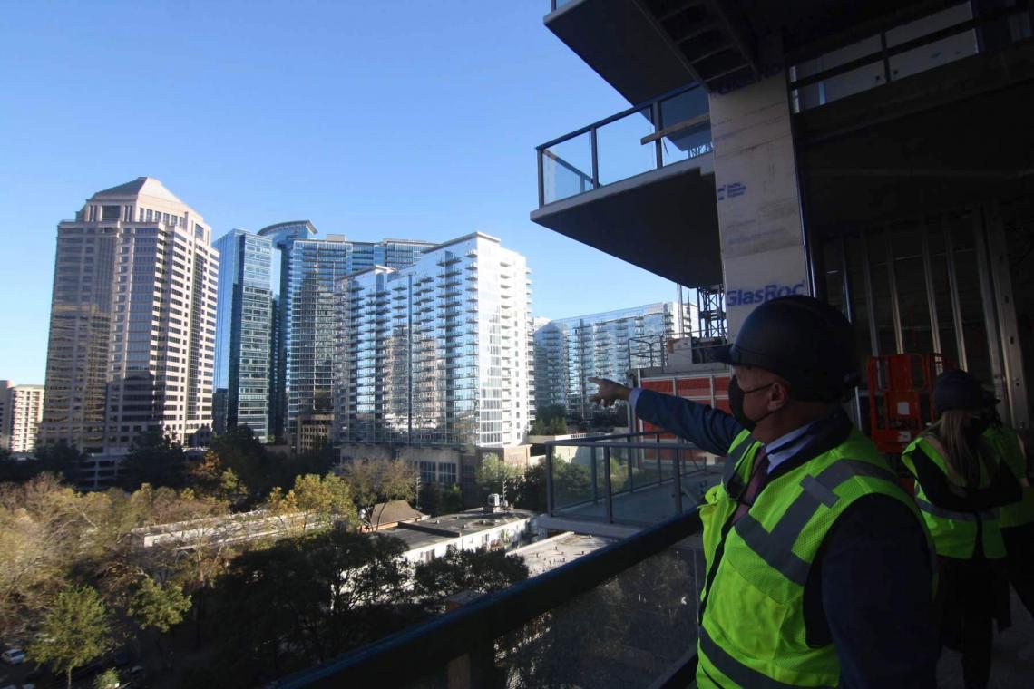 UPDATE: 26-story tower, 465 apartments unveiled for Midtown UPDATE: 26-story tower, 465 apartments unveiled for Midtown